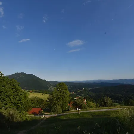 Villa Slovenia Valley Views *