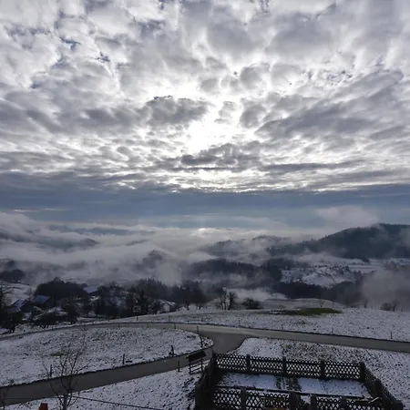 Villa Slovenia Valley Views *